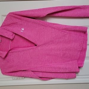 Womens UA top